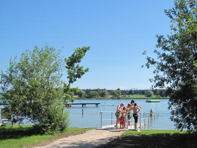 Zugang Strandbad (© Tourist-Information Obing)